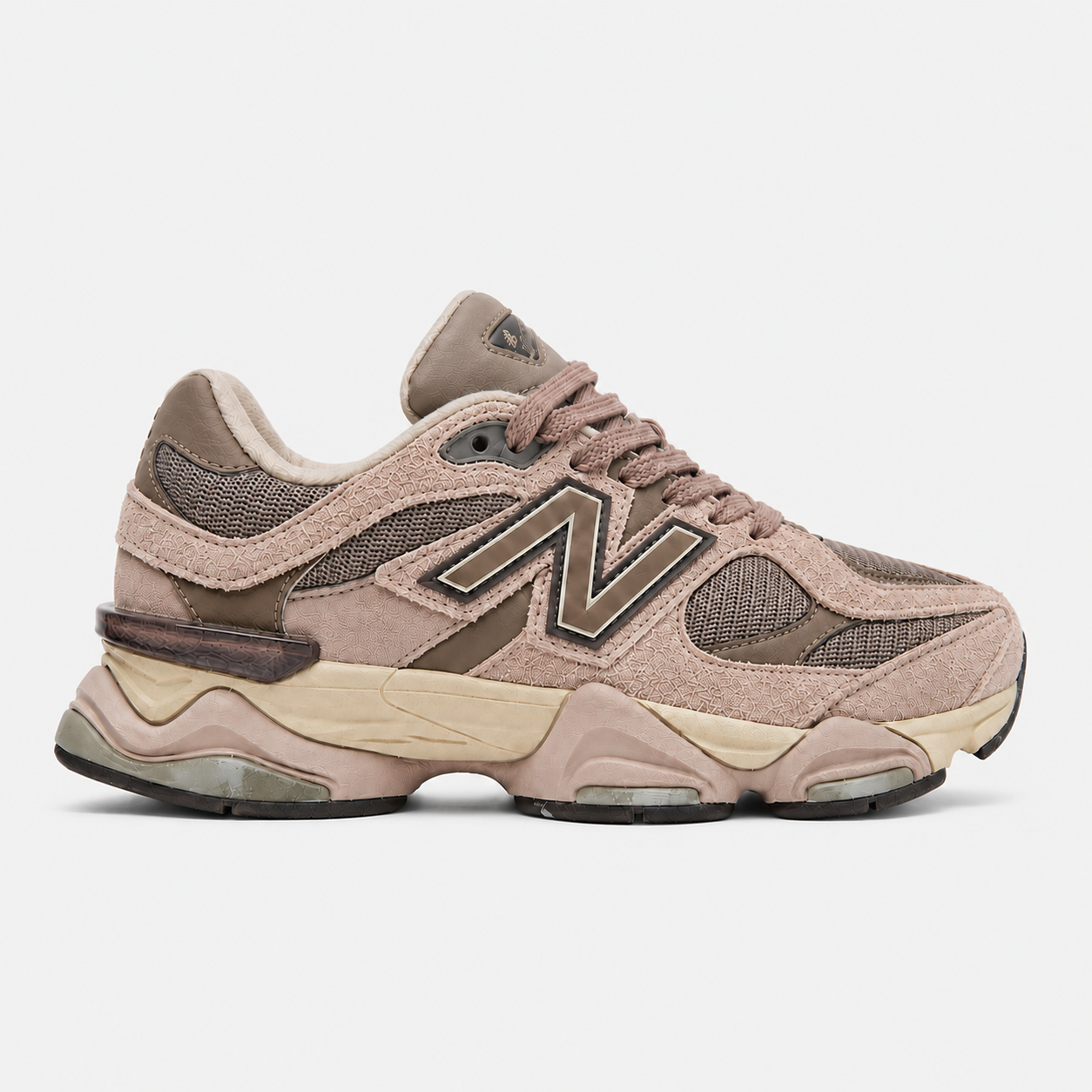 New Balance 9060 roze-bež patike – bočni prikaz